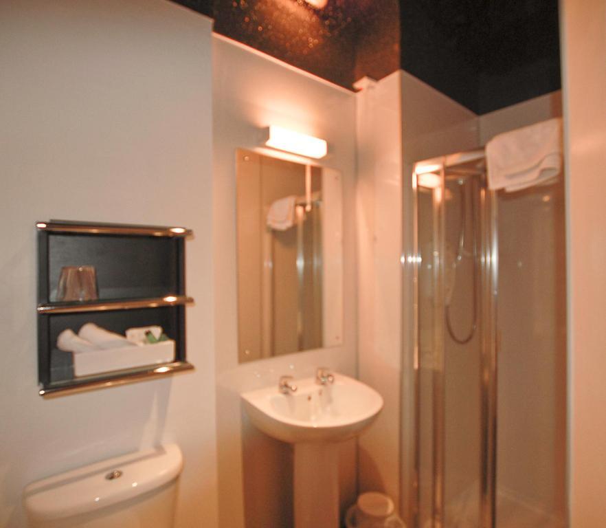 Beechgrove Perth Room photo